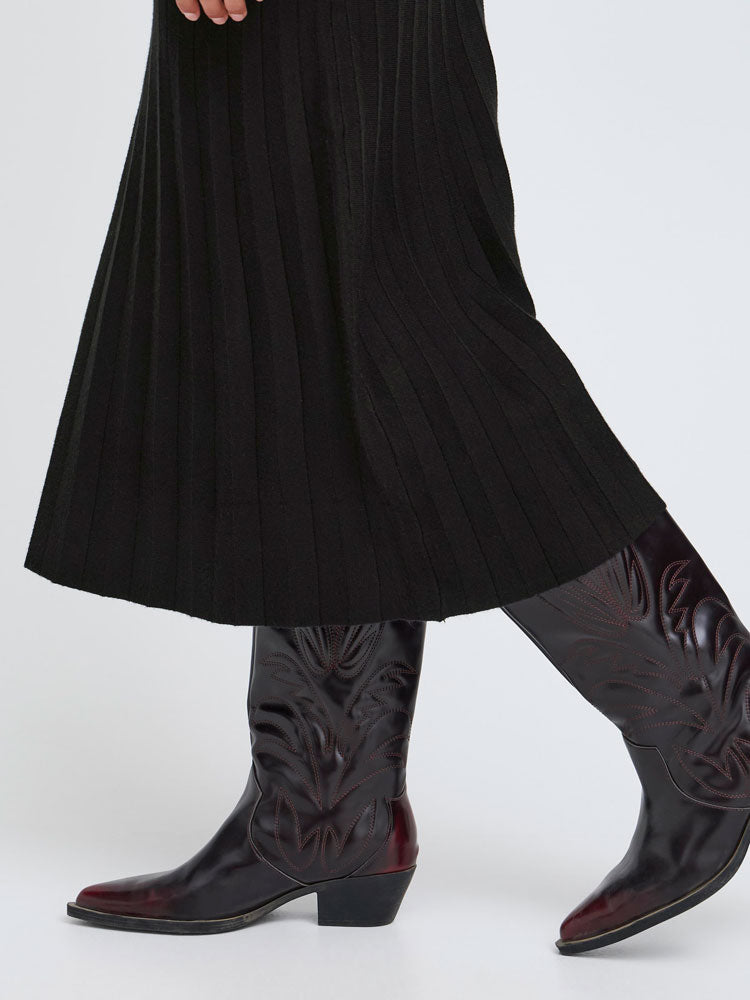 B Young ByMarlin Plisse Skirt Black
