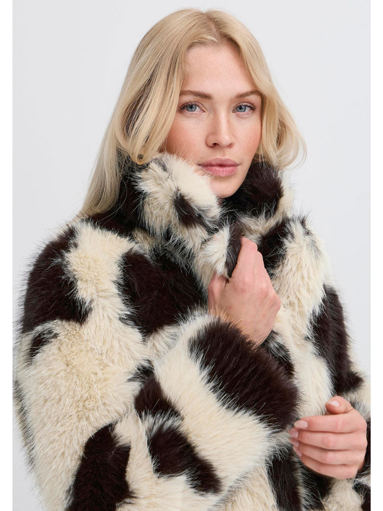 B Young ByBemio Coat Black and White