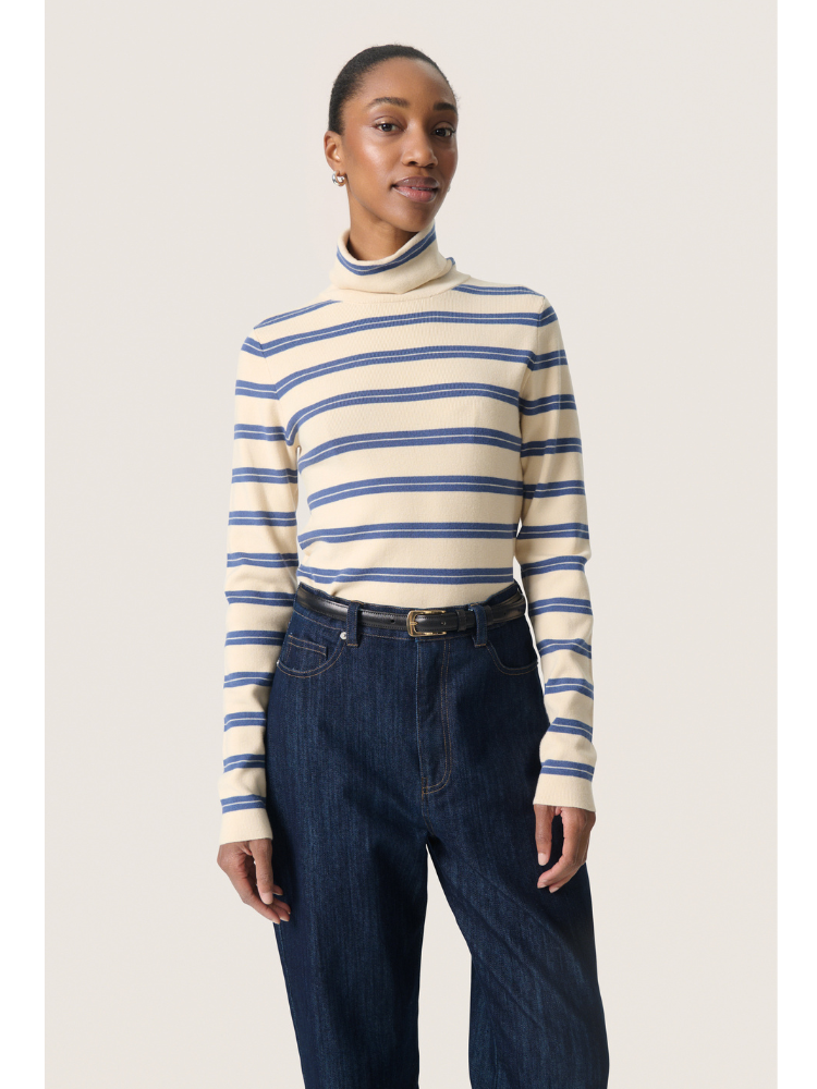 Soaked in Luxury SLSpina Striped Rollneck Blue