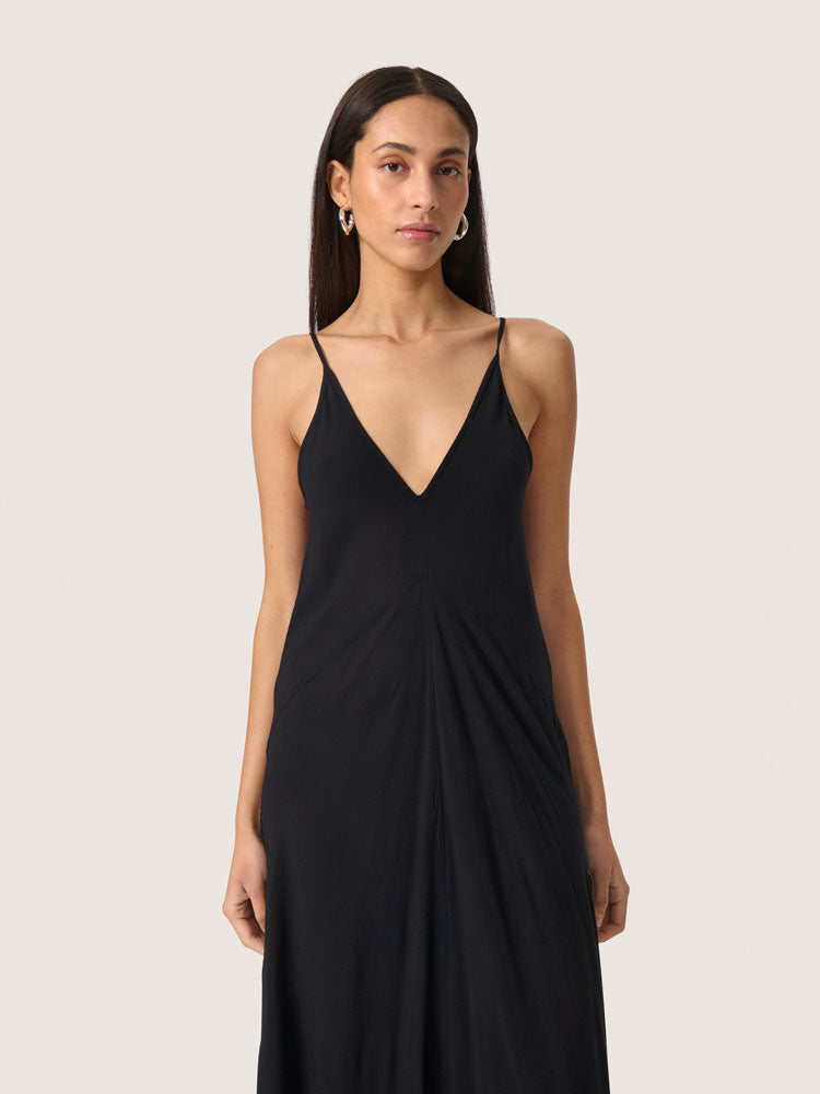 Soaked in Luxury SLElonor Strap Dress Black