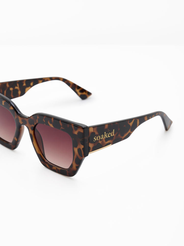 Soaked in Luxury SLChase Sunglasses Dark Brown