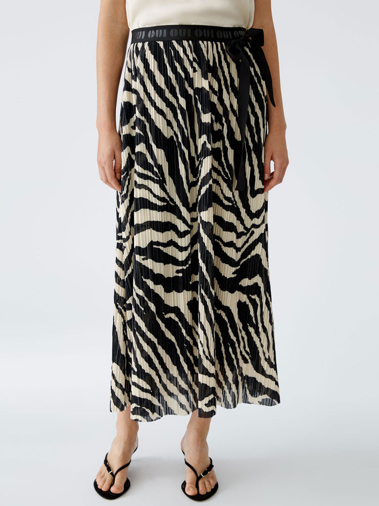 Oui Patterned Maxi Skirt Off White &amp; Black