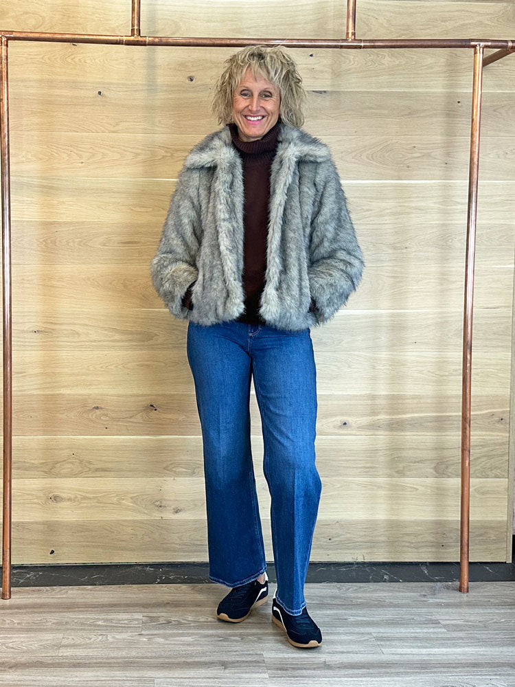 Paige Anessa 31&quot; Wide Leg Jean Dresden