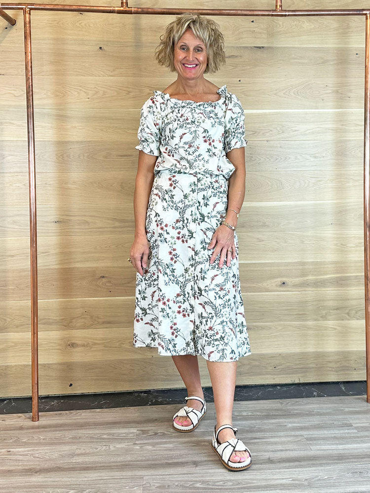B Young ByImilda Off Shoulder Blouse Birch Flower Mix