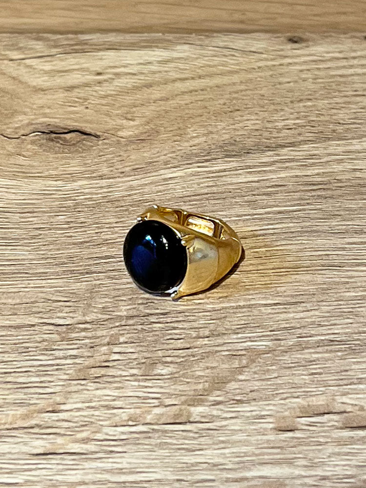 Envy Elasticated Gold Ring with Black Stone