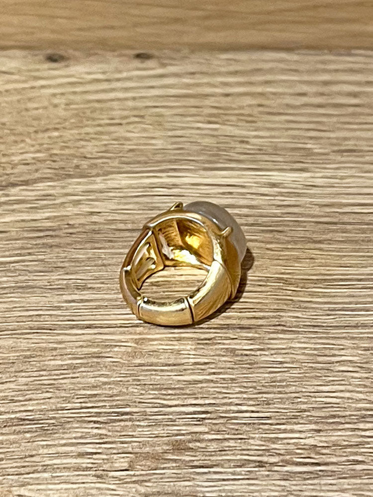 Envy Elasticated Gold Ring with Cream Stone