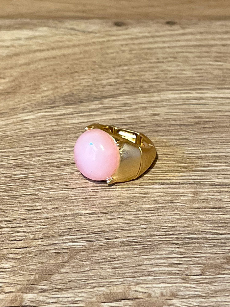 Envy Elasticated Gold Ring with Pink Stone