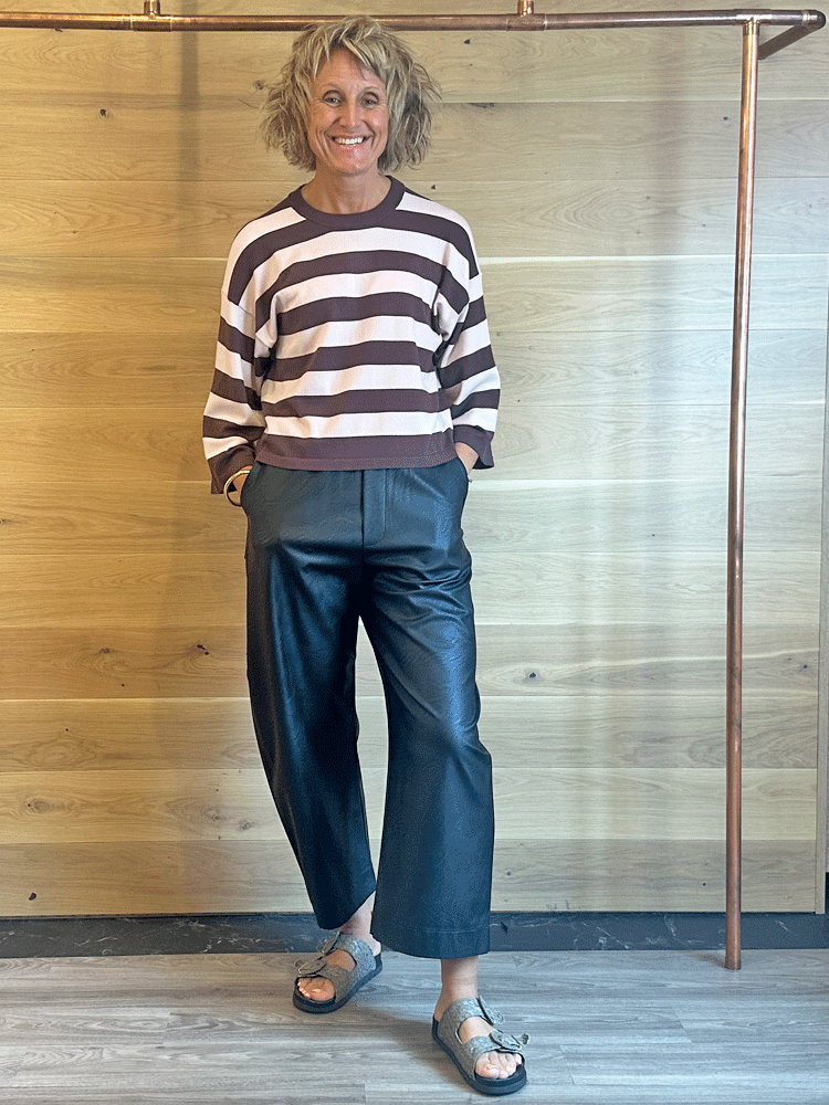 Soaked SLSpina Boxy Pullover Cropped Huckleberry