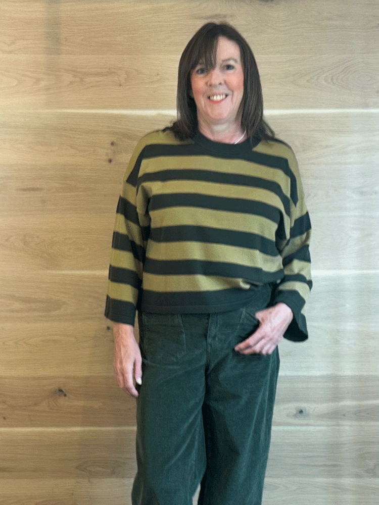 Soaked SLSpina Boxy Pullover Cropped Rosin and Fennel