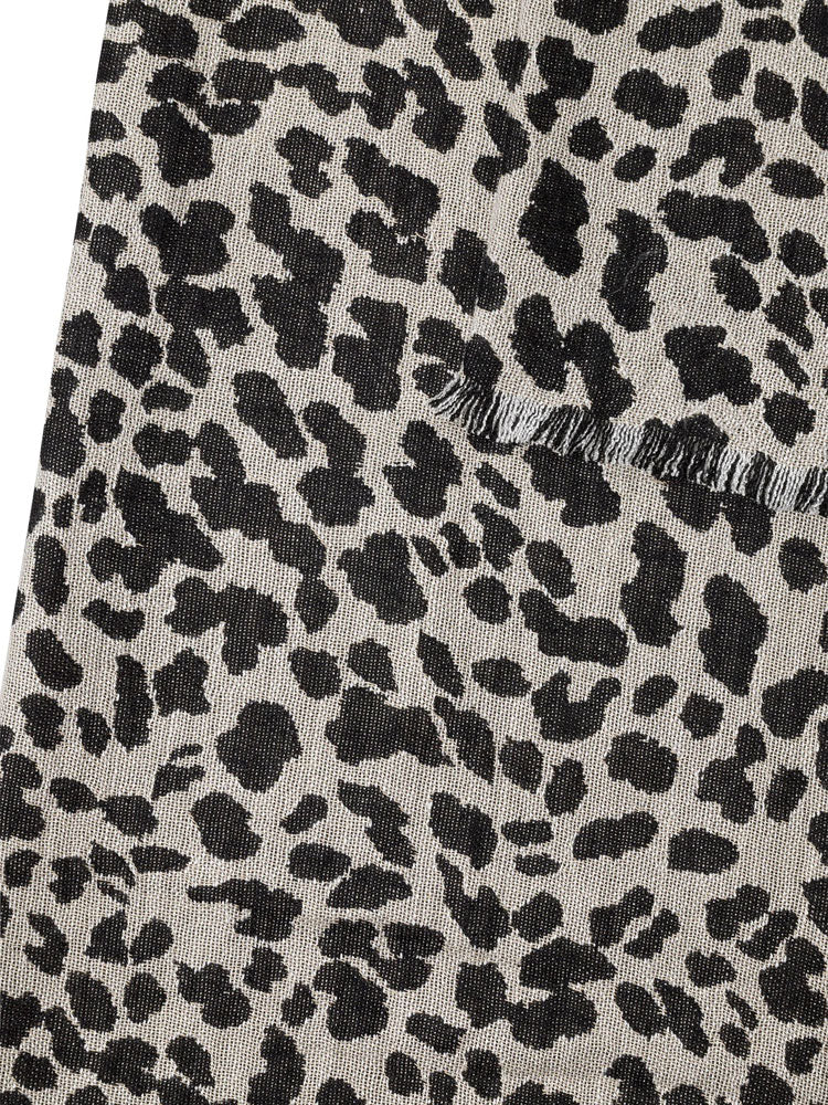 Marc Aurel Jacquard Scarf Leopard Print