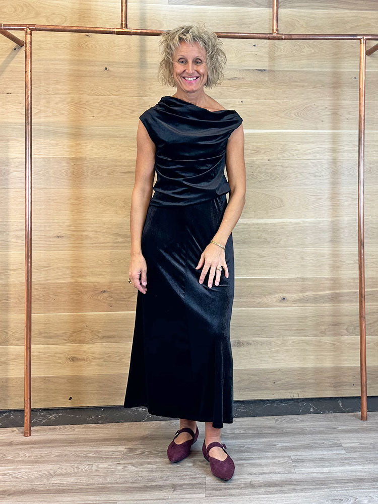 Soaked in Luxury SLVelera Skirt Black