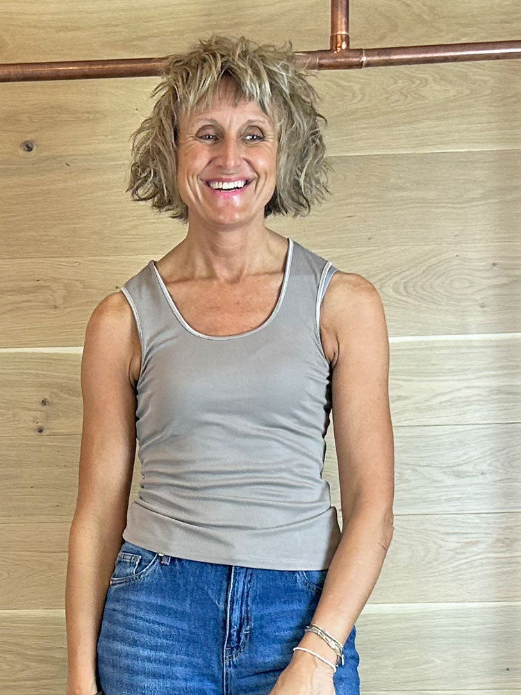 YAS Yaspaloma Tank Top Taupe