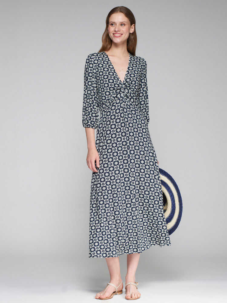 Vilagallo Dress Carolina Floral Navy