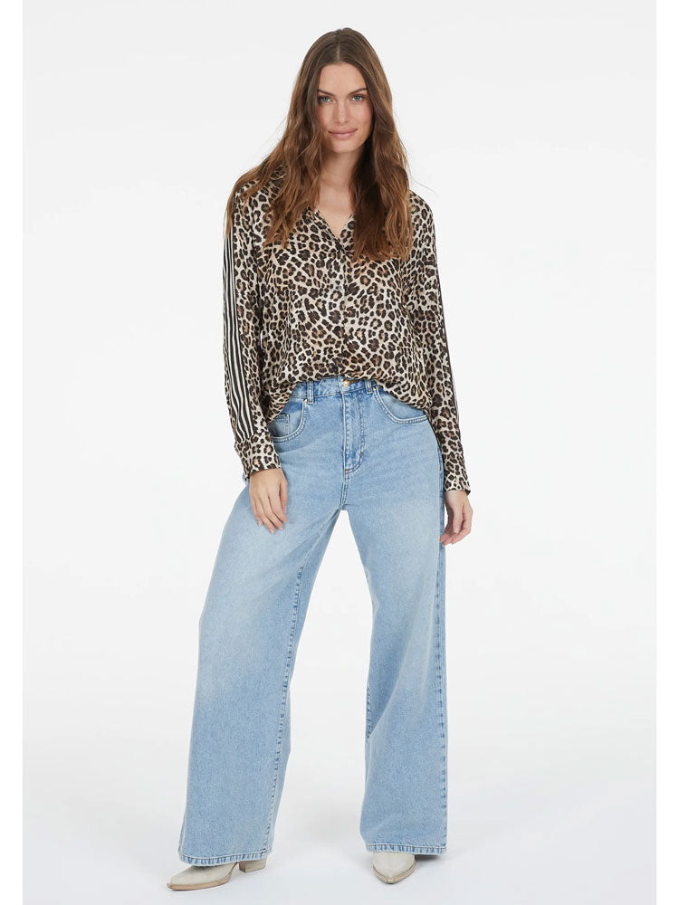 Marc Aurel Leopard Print Shirt Black
