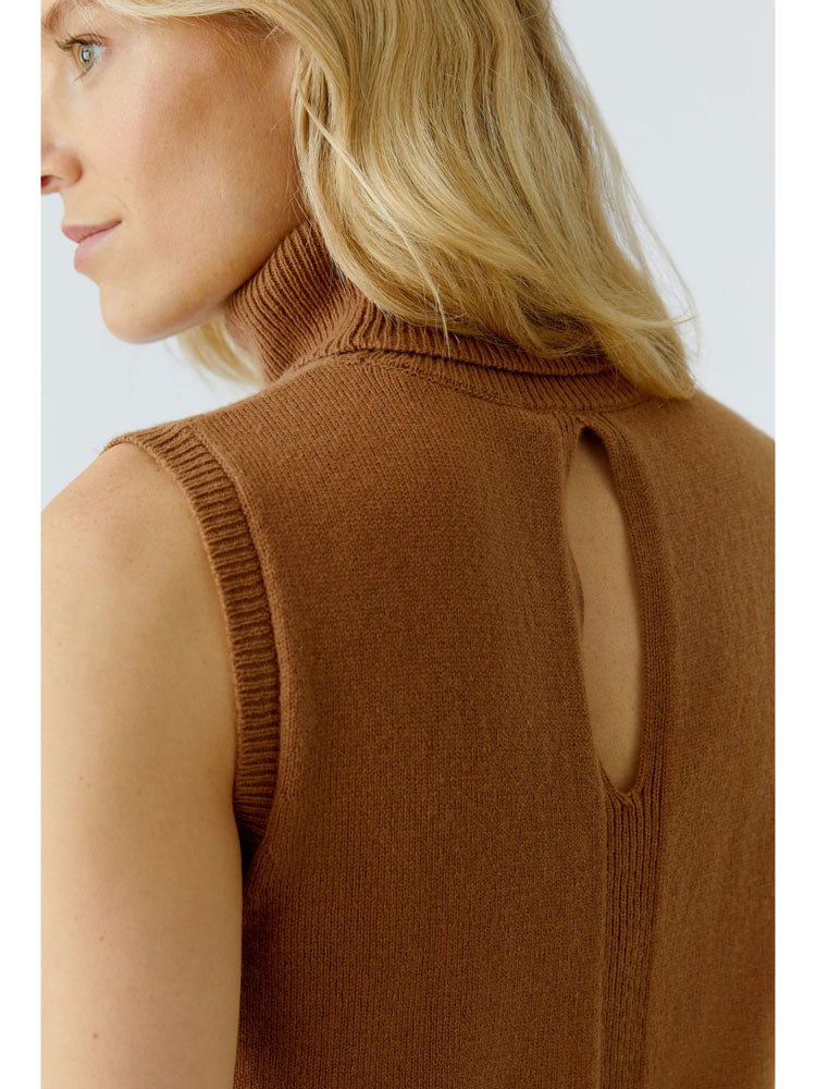 Oui Sleeveless Knit Camel