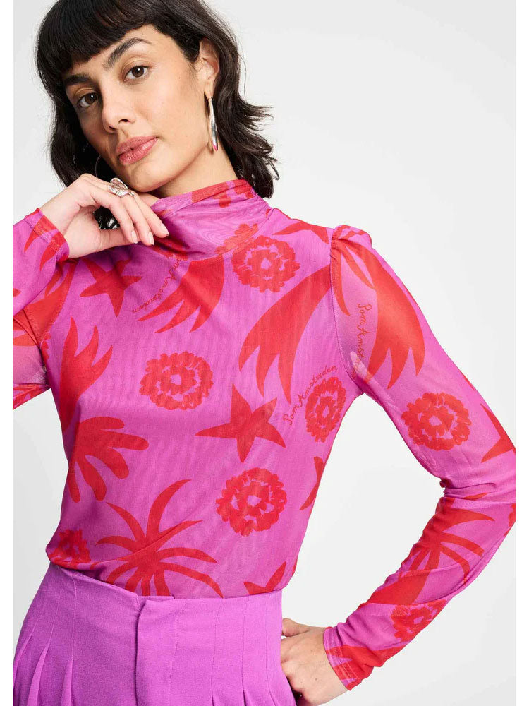 Pom Turtleneck Splashing Fireworks