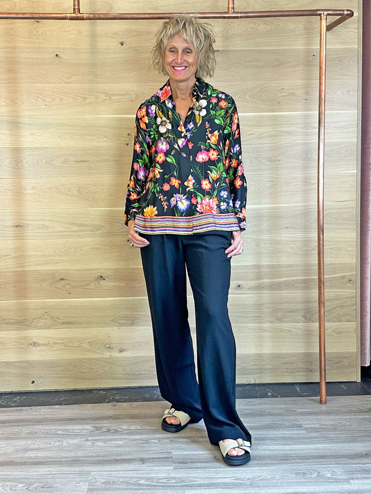 Vilagallo Floral Black Shirt