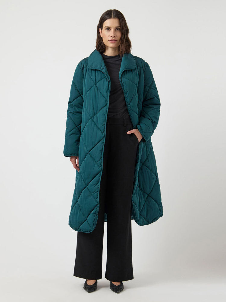 YAS Yasselura Long Padded Coat Pine